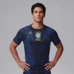Camisa Seleção Brasileira Jordan II Jogador 26/26  Azul Masculina Copa do Mundo